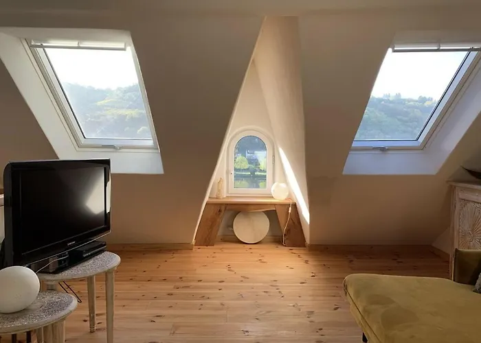 Mosel 摩泽尔河畔的泽尔